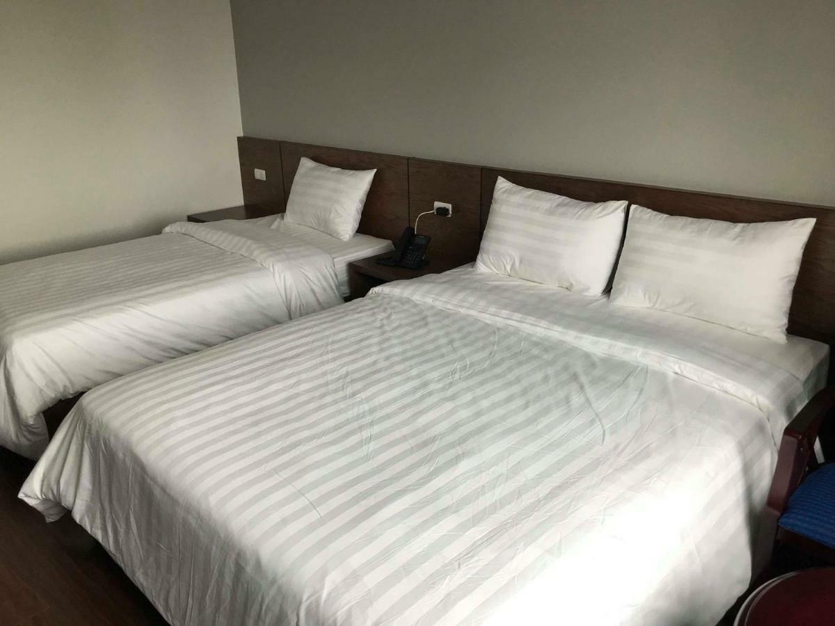 Lex Hotel Халонг Екстер'єр фото